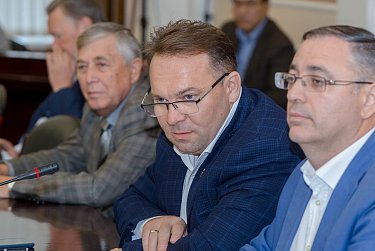 Первое осеннее заседание ЗС пройдет в октябре